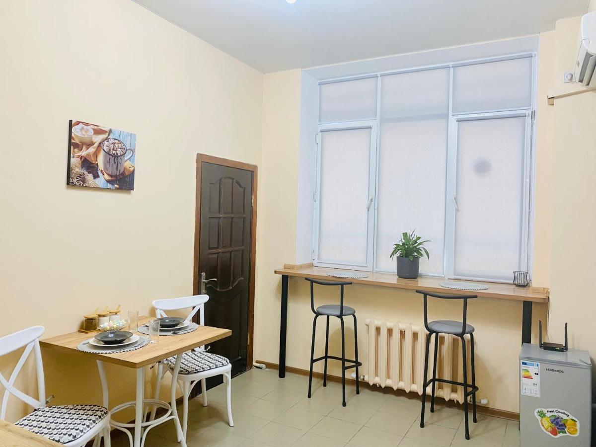 Like Home Rooms Almaty Luaran gambar