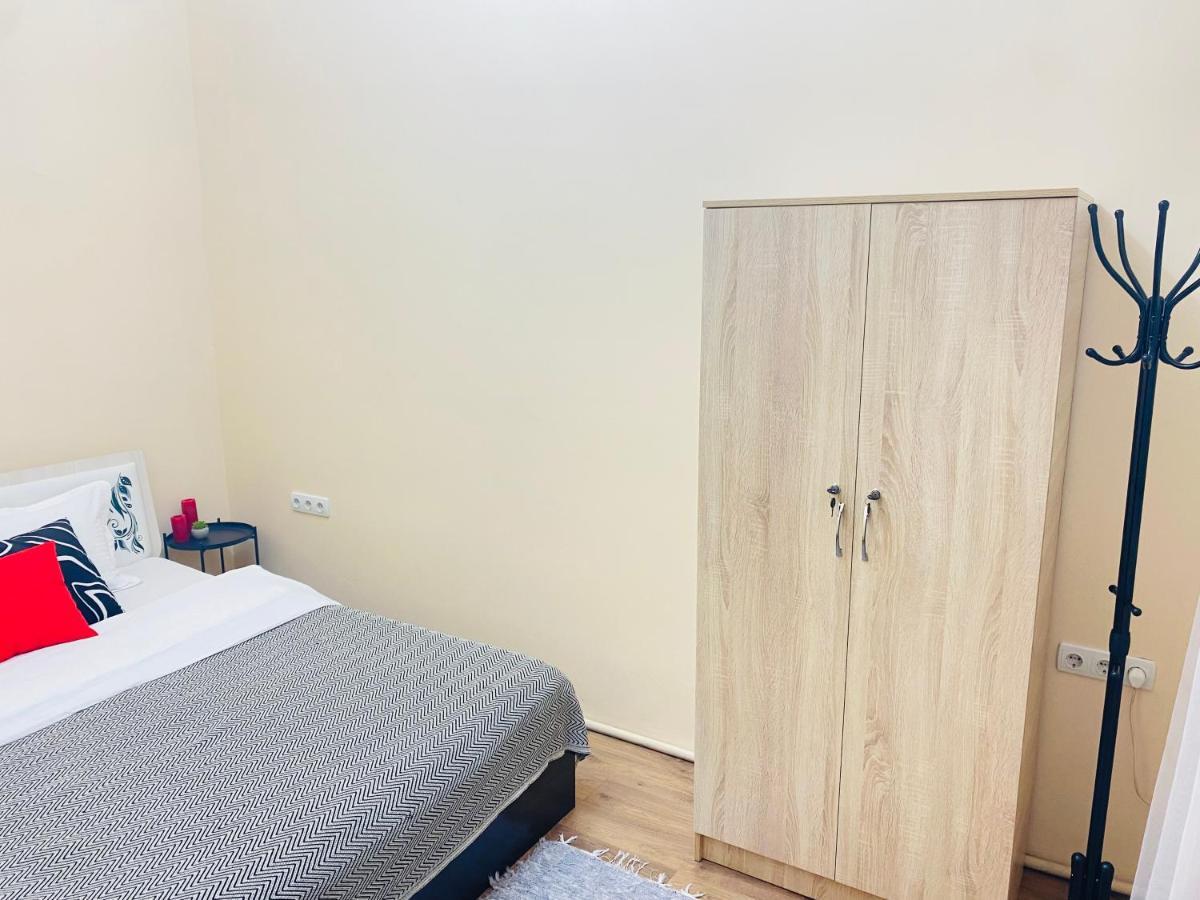 Like Home Rooms Almaty Luaran gambar